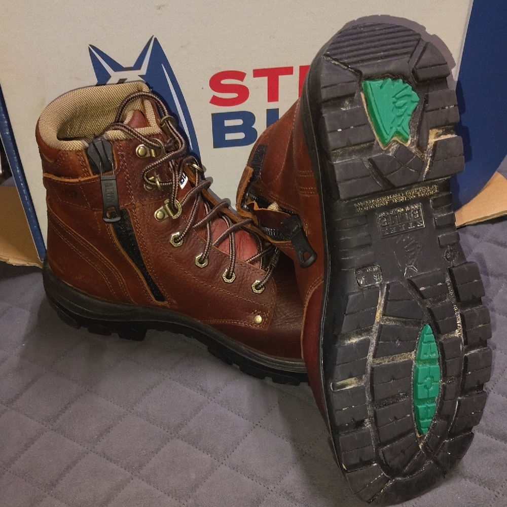 Work Boots - Picture 3 of 4